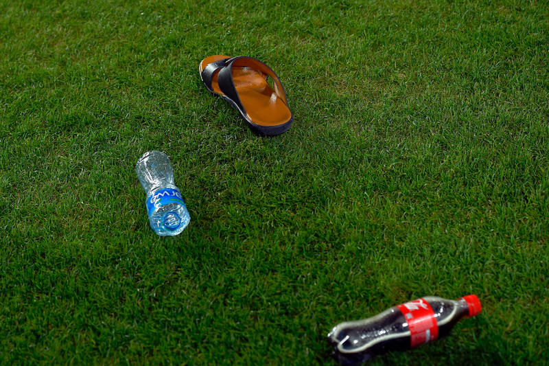 Illustration for article titled Qatar Beat The Hell Out Of UAE And Then Got A Bunch Of Shoes Thrown At Them